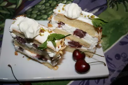 Бисквитные пирожные с вишней: шаг 5