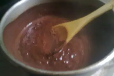Шоколадный пирог с яблоками: шаг 2