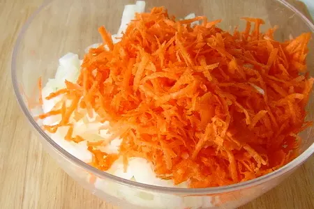 Помидоры фаршированные свининой, сыром и овощами: шаг 4
