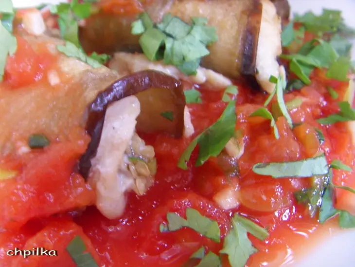 Рулетики из баклажан с куриной грудкой.: шаг 3