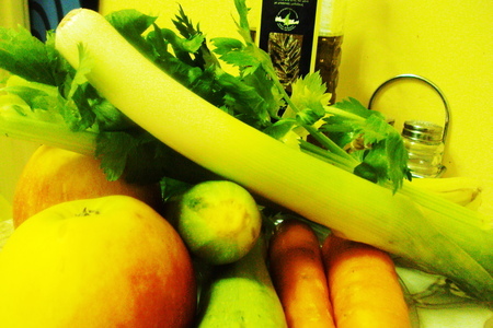 Бархатный овощной суп-пюре с яблоками.: шаг 1