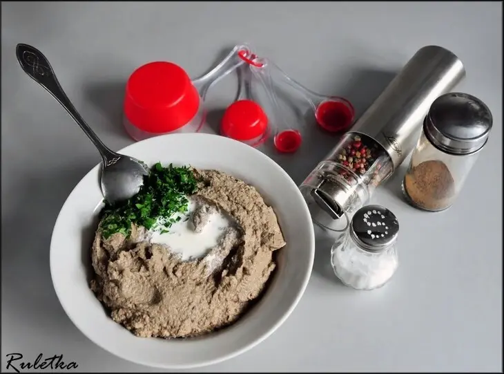 Мясной террин с печёночным паштетом: шаг 6