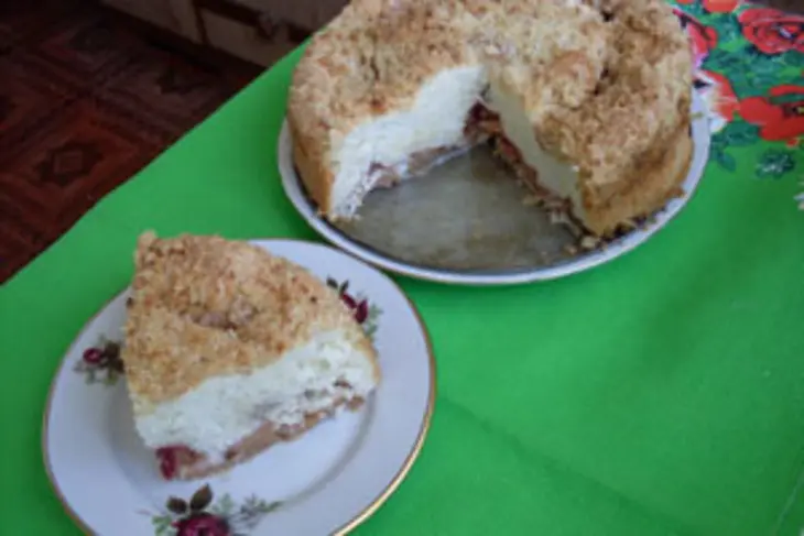 Бисквит с яблоками: шаг 6