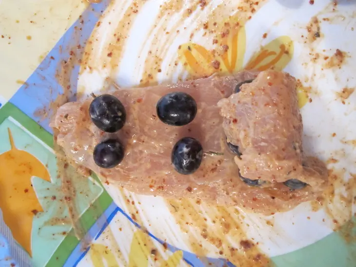 Острая, горячая закуска из курицы, яблок и винограда: шаг 5