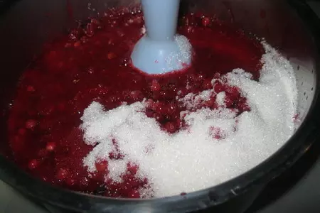 Брусничный  соус к мясу.: шаг 3