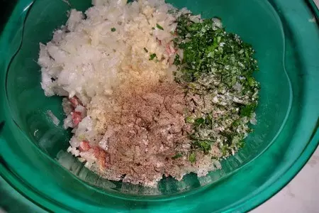 Бурек по сербски(с мясом и сыром): шаг 1