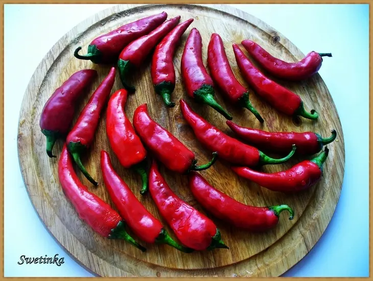 Аджика «соль перечная – интернациональная огнеедка»: шаг 2