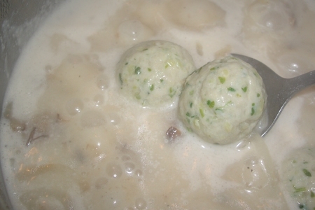 Фрикадельки в сметано-грибном соусе: шаг 10