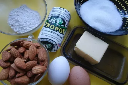 Миндальный пирог с виноградом: шаг 4