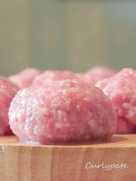 Аlbóndigas en salsa de almendras. мясные фрикадельки в миндальном соусе.: шаг 2