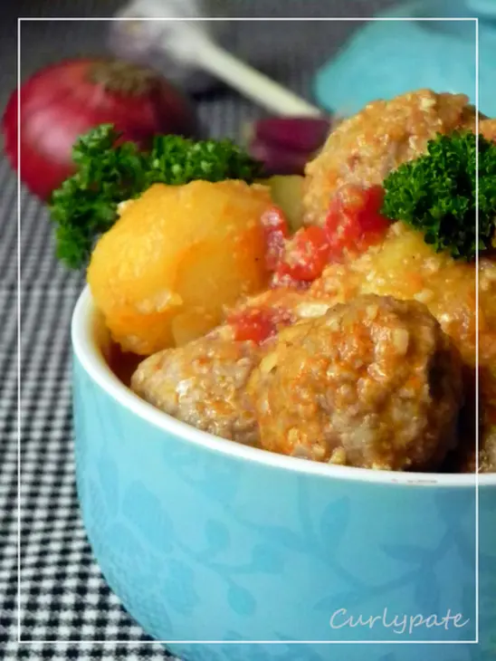 Аlbóndigas en salsa de almendras. мясные фрикадельки в миндальном соусе.: шаг 5