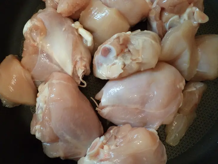 Летящий иакова с кешью, яблоками, медом, ананасами: шаг 1