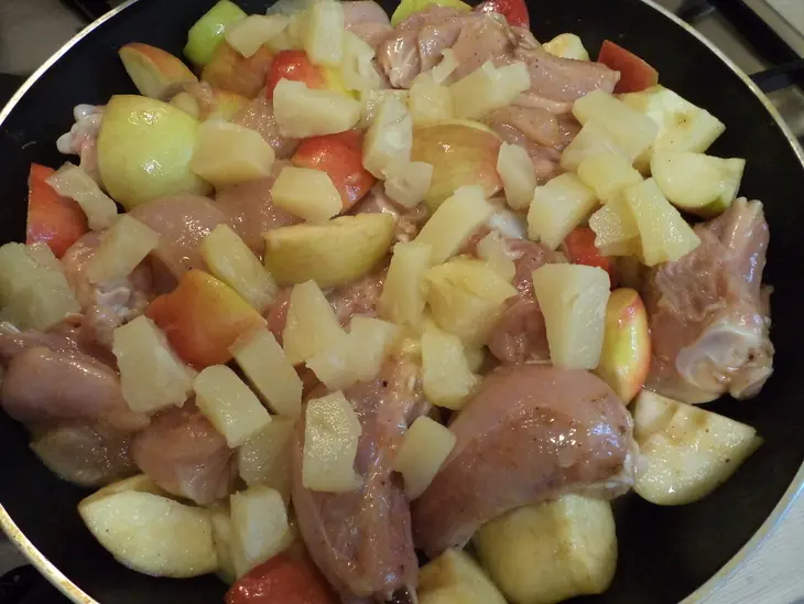 Летящий иакова с кешью, яблоками, медом, ананасами: шаг 3