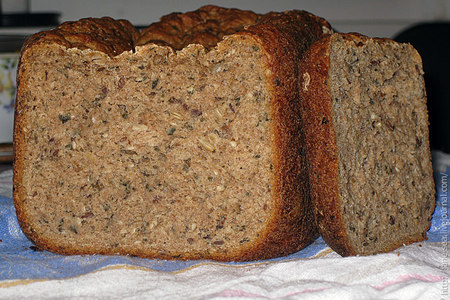 Хлеб заварной из 4 видов муки с семечками вариант для хп: шаг 1
