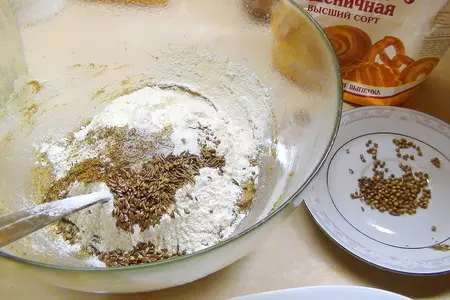 Хлеб с сухим квасом, псевдо старорусский. простой, но невероятно вкусный.: шаг 6