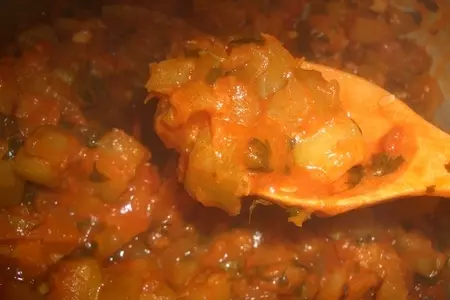 Салат из кабачков с огурцами (консервация): шаг 6