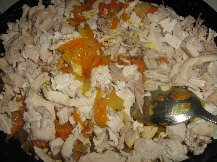 Горячая закуска из лаваша с курицей и баклажанами: шаг 3