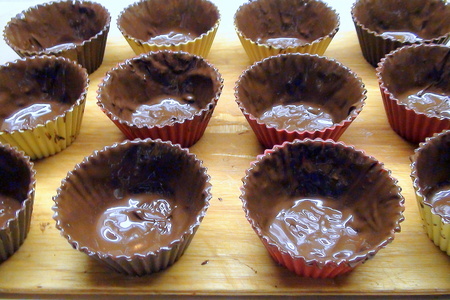 Корзиночки из шоколада с персиками и шоколадным муссом для прекрасных именинниц сайта. натальин день: шаг 5