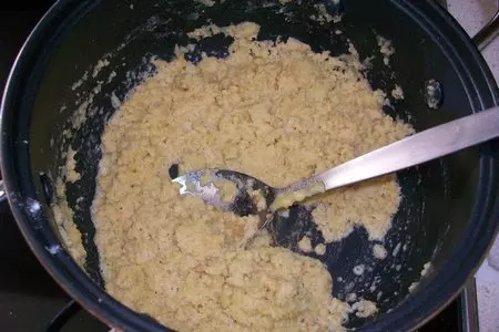 Meatcakes или мясные пирожные в коричневом соусе: шаг 2