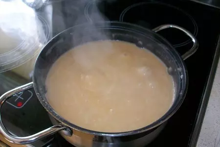 Meatcakes или мясные пирожные в коричневом соусе: шаг 5