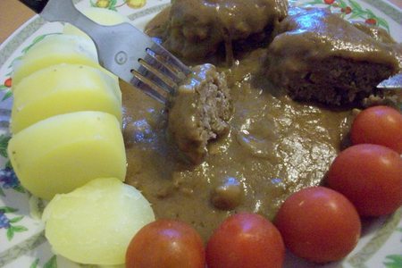 Meatcakes или мясные пирожные в коричневом соусе: шаг 11