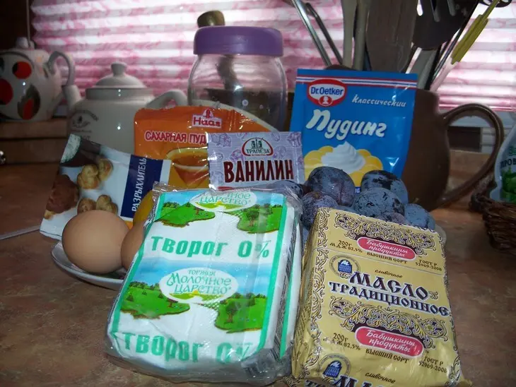 Творожник сливовый: шаг 1