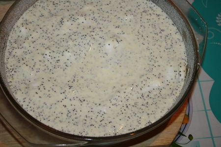 Маковый торт с карамельным кремом: шаг 8