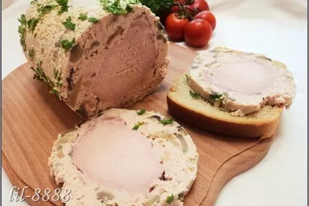 Рулет из свиной вырезки с курицей.: шаг 5