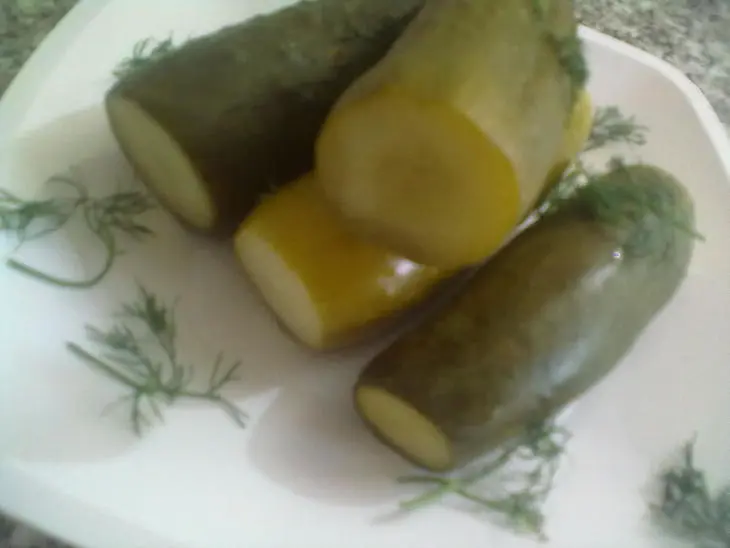 Маринованные хрустящие огурчики родом из германии!!!: шаг 2