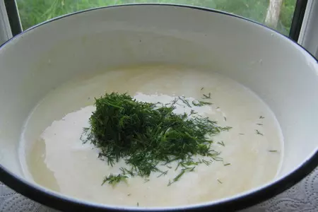 Оладьи с гороховым пюре и луковым конфитюром.: шаг 2