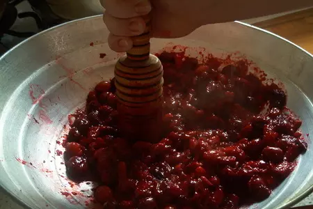 Домашний кизиловый соус к мясу и рыбе: шаг 4