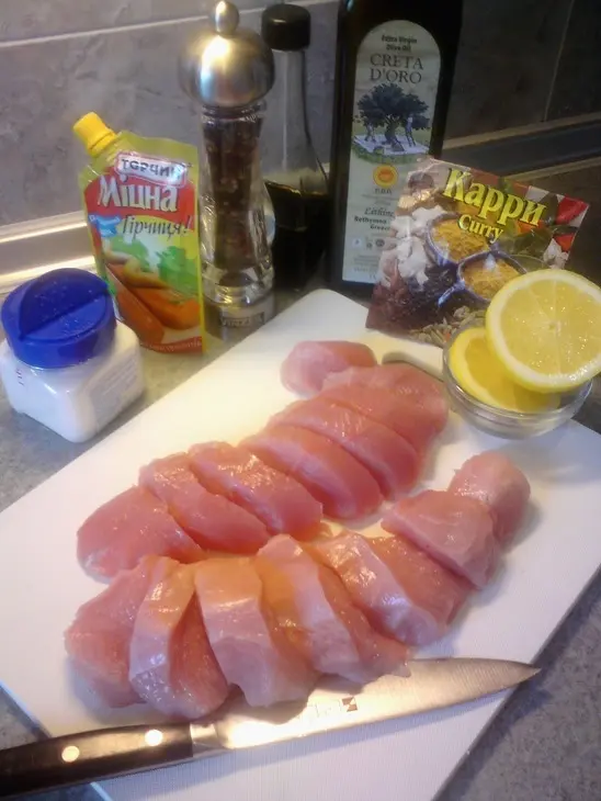 Индейка с пряным яблочным соусом с гарниром из яблок и гороховым пюре: шаг 2