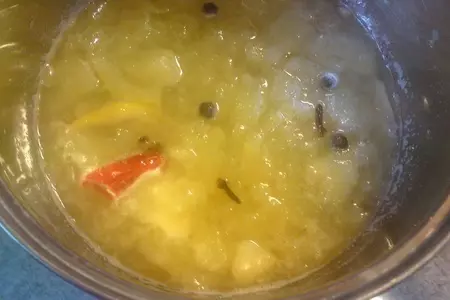 Индейка с пряным яблочным соусом с гарниром из яблок и гороховым пюре: шаг 5