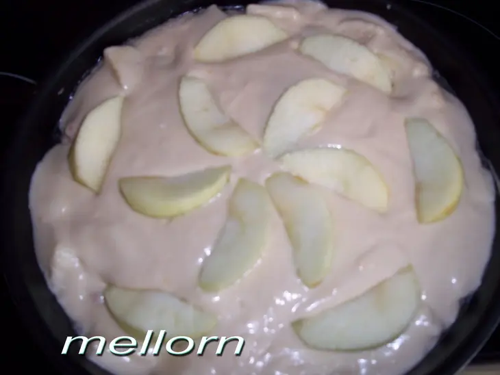 Лимонный пирог с яблоками: шаг 4