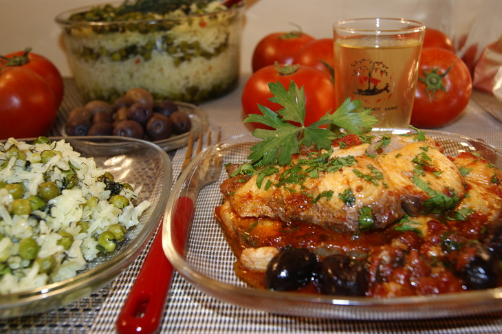 Рыба-меч(γαλεός)с соусом из маслин и ароматный рис с зелёным горошком: шаг 6