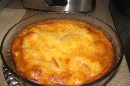 Яблочный пирог с заливкой: шаг 1