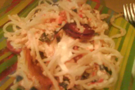 Vazdushni omlet so spageti i kolbasoi saliami: шаг 8