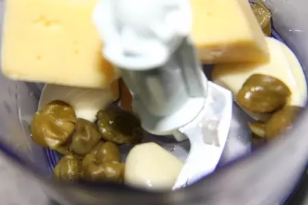 Паштет из семги с каперсами и луком шалот.: шаг 4