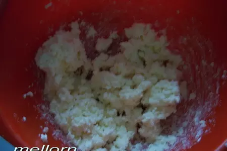 Кексы на ряженки с яблоками и шоколадом: шаг 1
