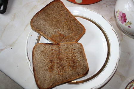 Бутерброды со шпротами из детства: шаг 4