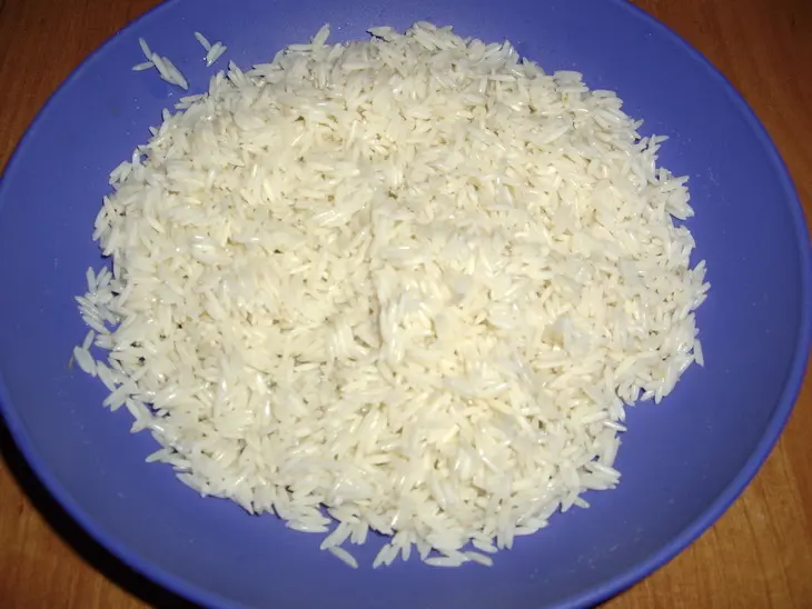 Рисовые шарики с пряной курицей на пару: шаг 2