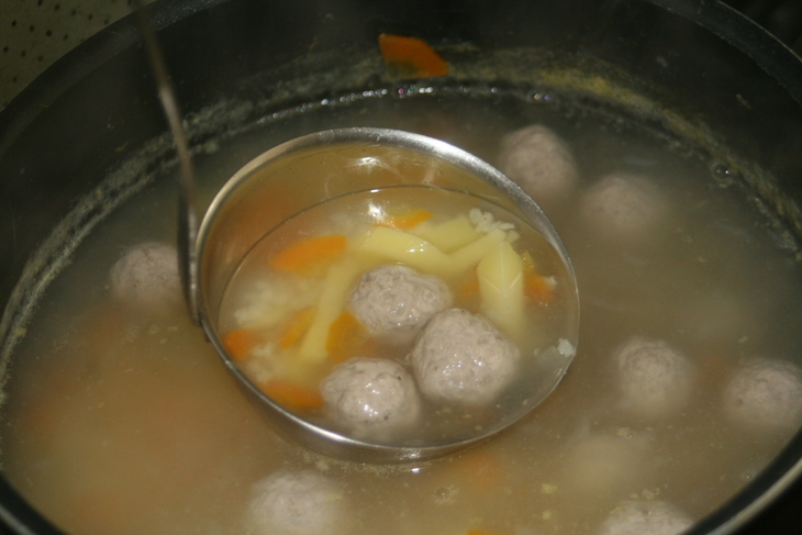 Картофельный суп с фрикадельками: шаг 10