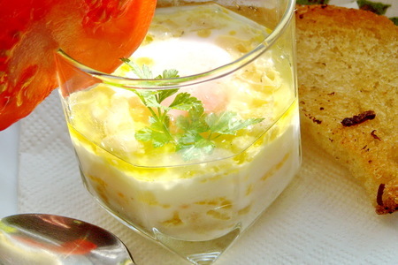 Яйца кокот с луково-сельдерейным кремом: шаг 2