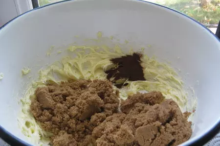 Торт-пирог « шоколадный »с шоколадными чипсами и  в шоколадной панакоте (ultra choc-chip cake).: шаг 2