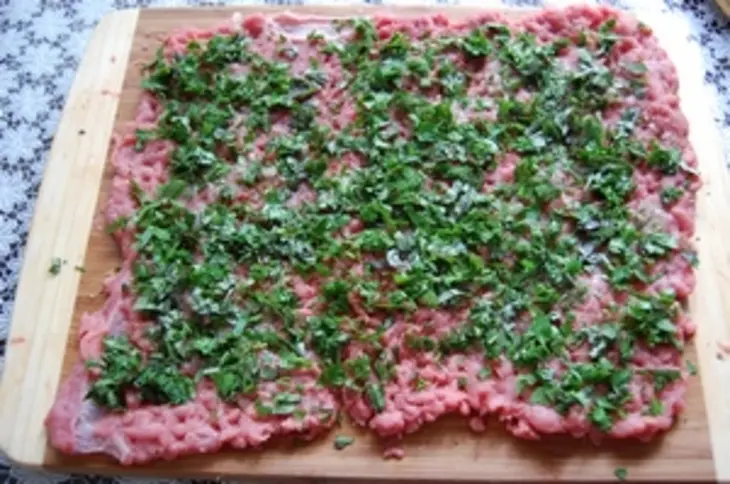 Мясной рулет "трио": шаг 6