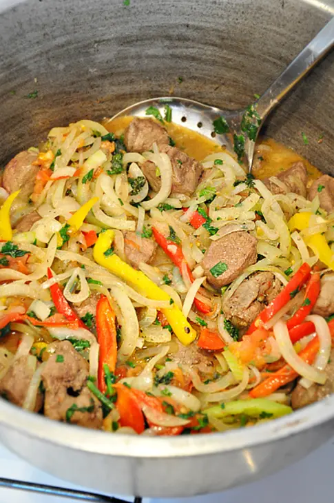 Тушеная печень с овощами: шаг 10