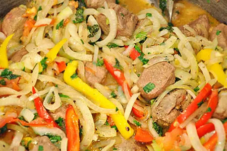 Тушеная печень с овощами: шаг 10