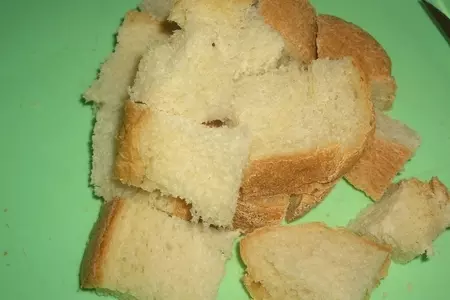 Шарлотка с черноплодной рябиной: шаг 2