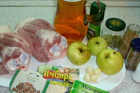 Запеченная рулька с капустой и брамбораками (   vepřové koleno se zelím na českých a bramborakami ): шаг 1