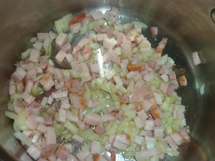 Запеченная рулька с капустой и брамбораками (   vepřové koleno se zelím na českých a bramborakami ): шаг 10